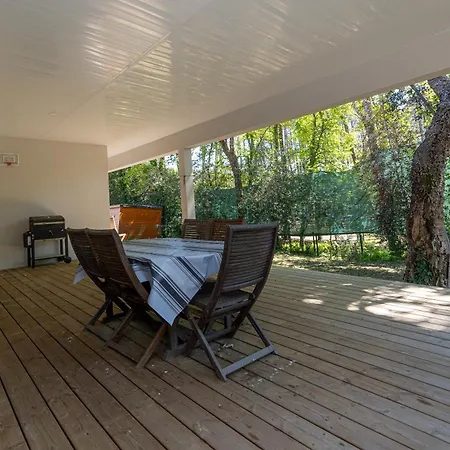 בית נופש Maison - Proche Adrenaline Parc מולייטס-אה-מא