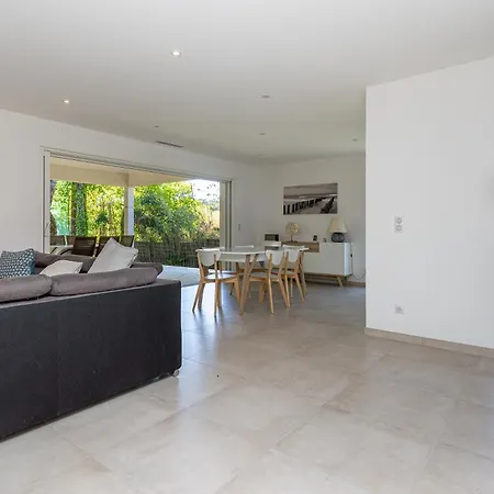 בית נופש Maison - Proche Adrenaline Parc מולייטס-אה-מא